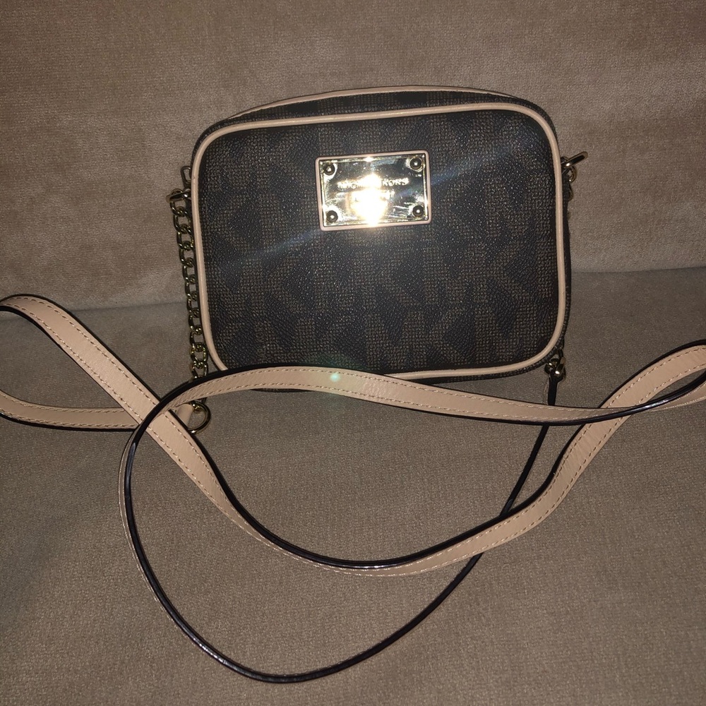 Michael Kors Jet set crossbody MONOGRAM